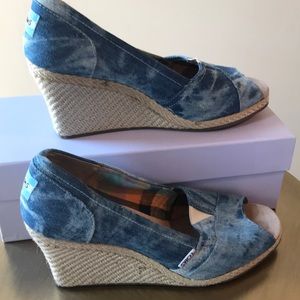 Toms wedge espadrilles with peep toe